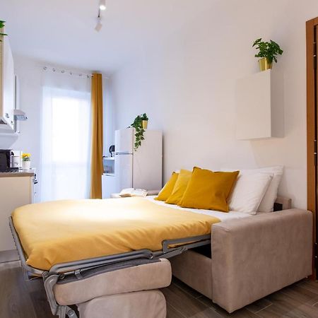 Milano City Apartments - Stylish House Free Wifi-Parking-Airport Exterior foto